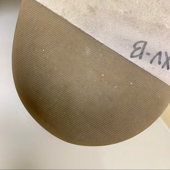 Johnston & Murphy Ellington Cap Toe Lace Up Shoes - Picture 15 of 16